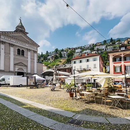 Apartment Locarno Place *